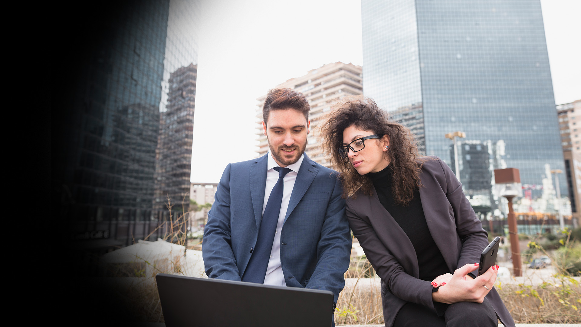 AVD vs W365 Licensing and Infrastructure